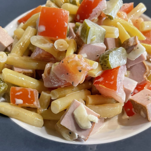 Keto: Nudelsalat mit gelben Bohnen